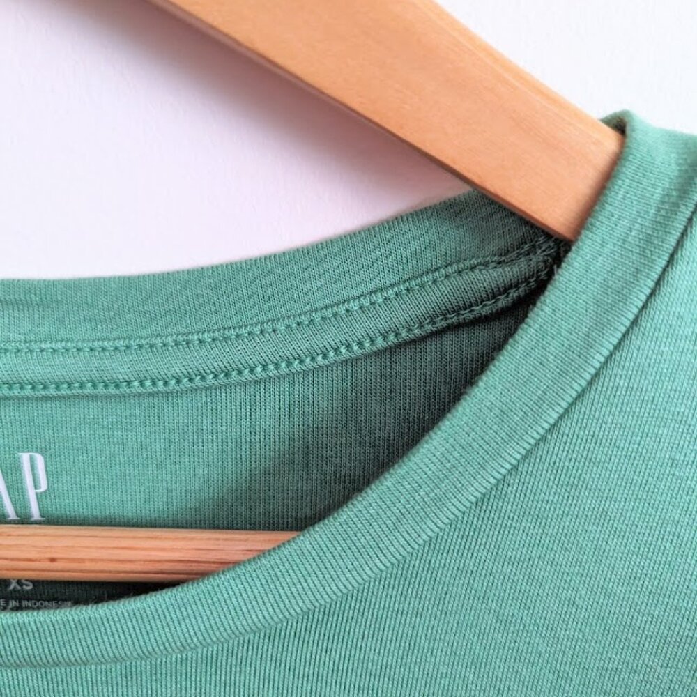 GAP Green Short Sleeve Modern Tee - Picture 5 of 8